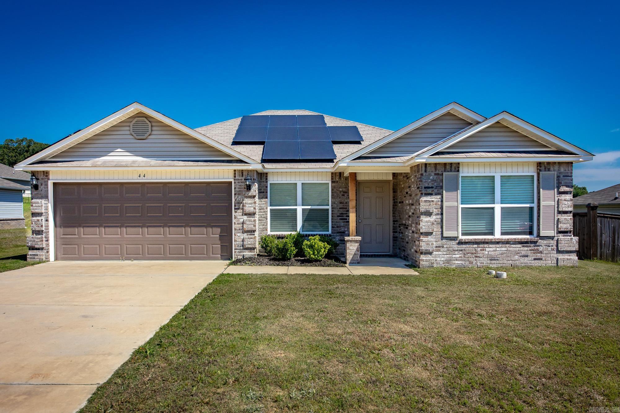 OAKLAND GROVE ESTATES - Residential