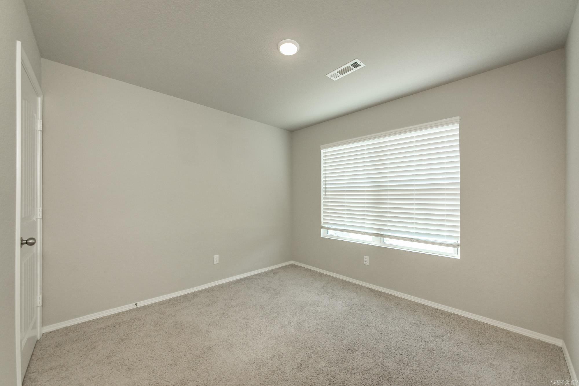 OAKLAND GROVE ESTATES - Residential