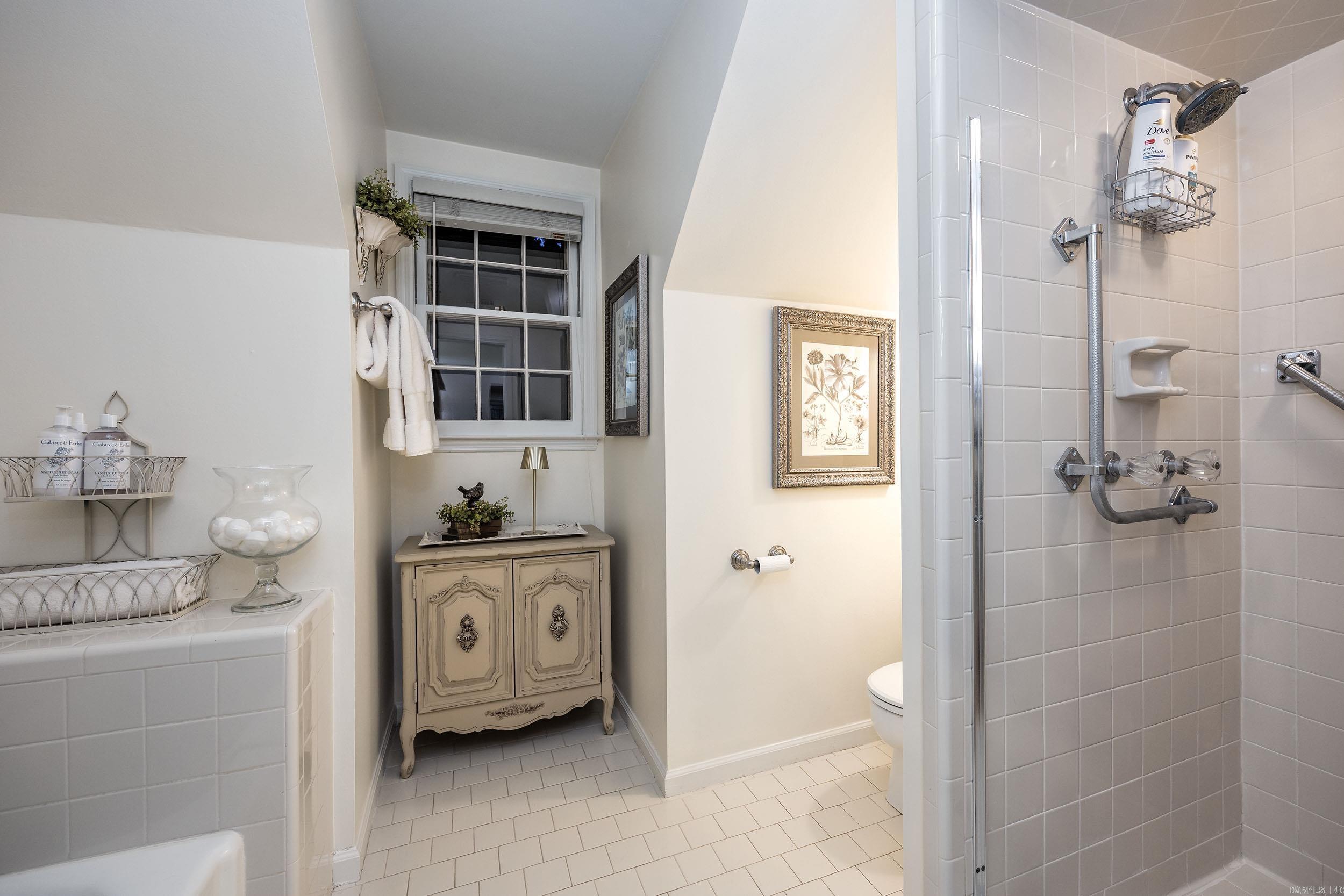 WINDSOR CT TOWNHOMES HPR - Residential
