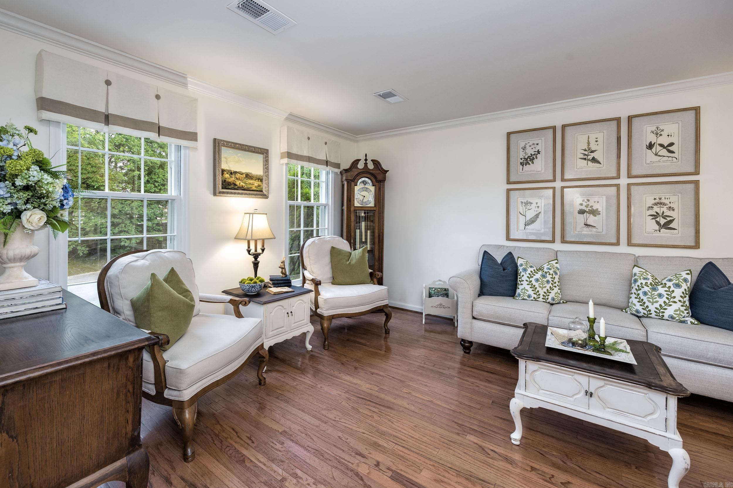WINDSOR CT TOWNHOMES HPR - Residential
