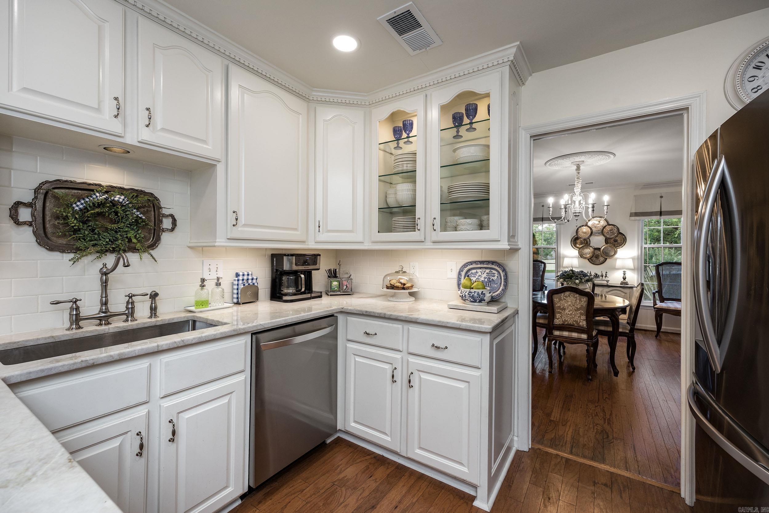 WINDSOR CT TOWNHOMES HPR - Residential