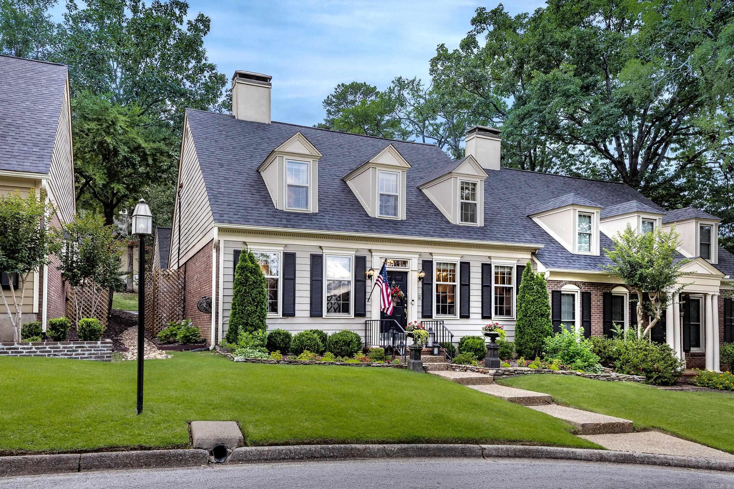 WINDSOR CT TOWNHOMES HPR - Residential