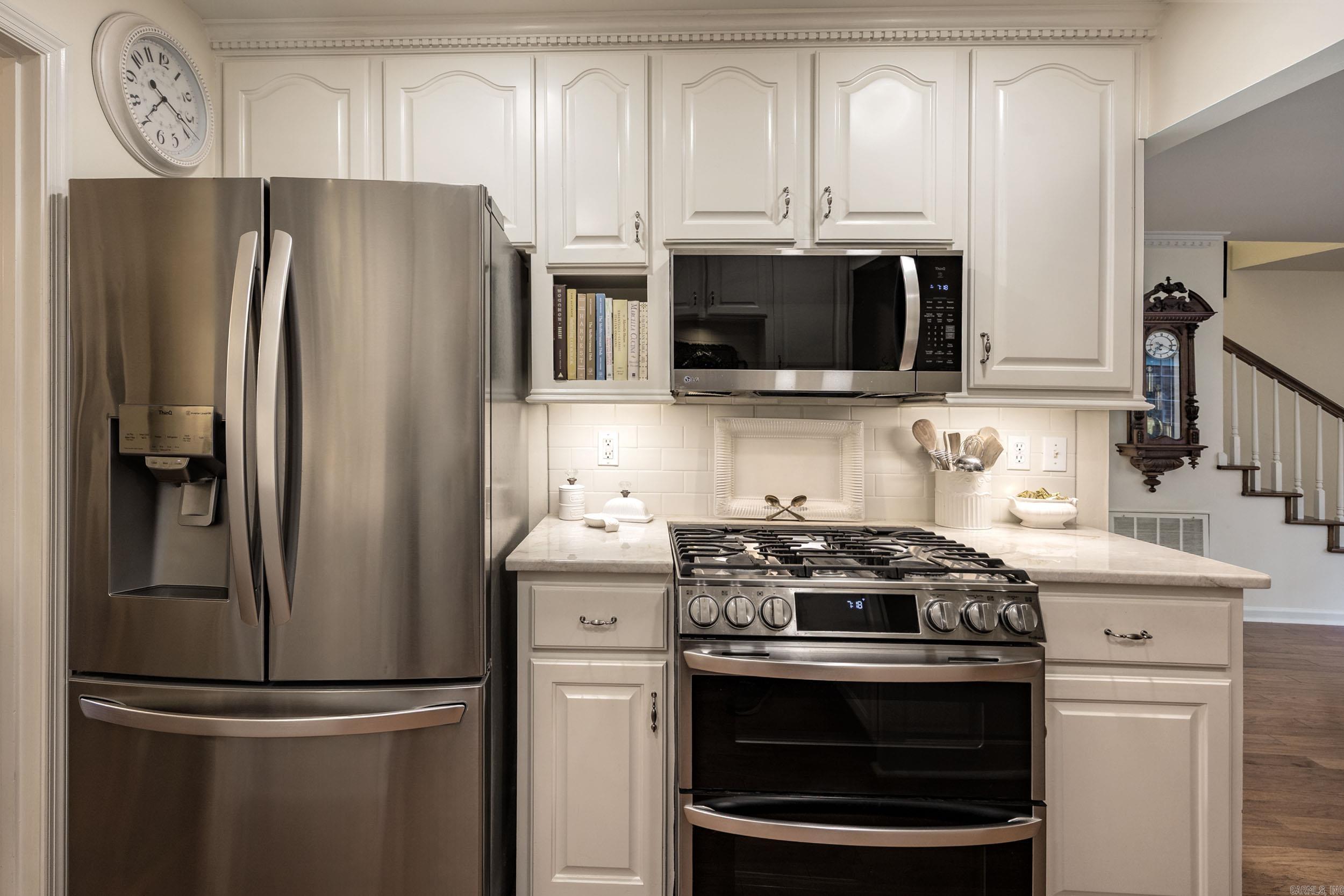 WINDSOR CT TOWNHOMES HPR - Residential