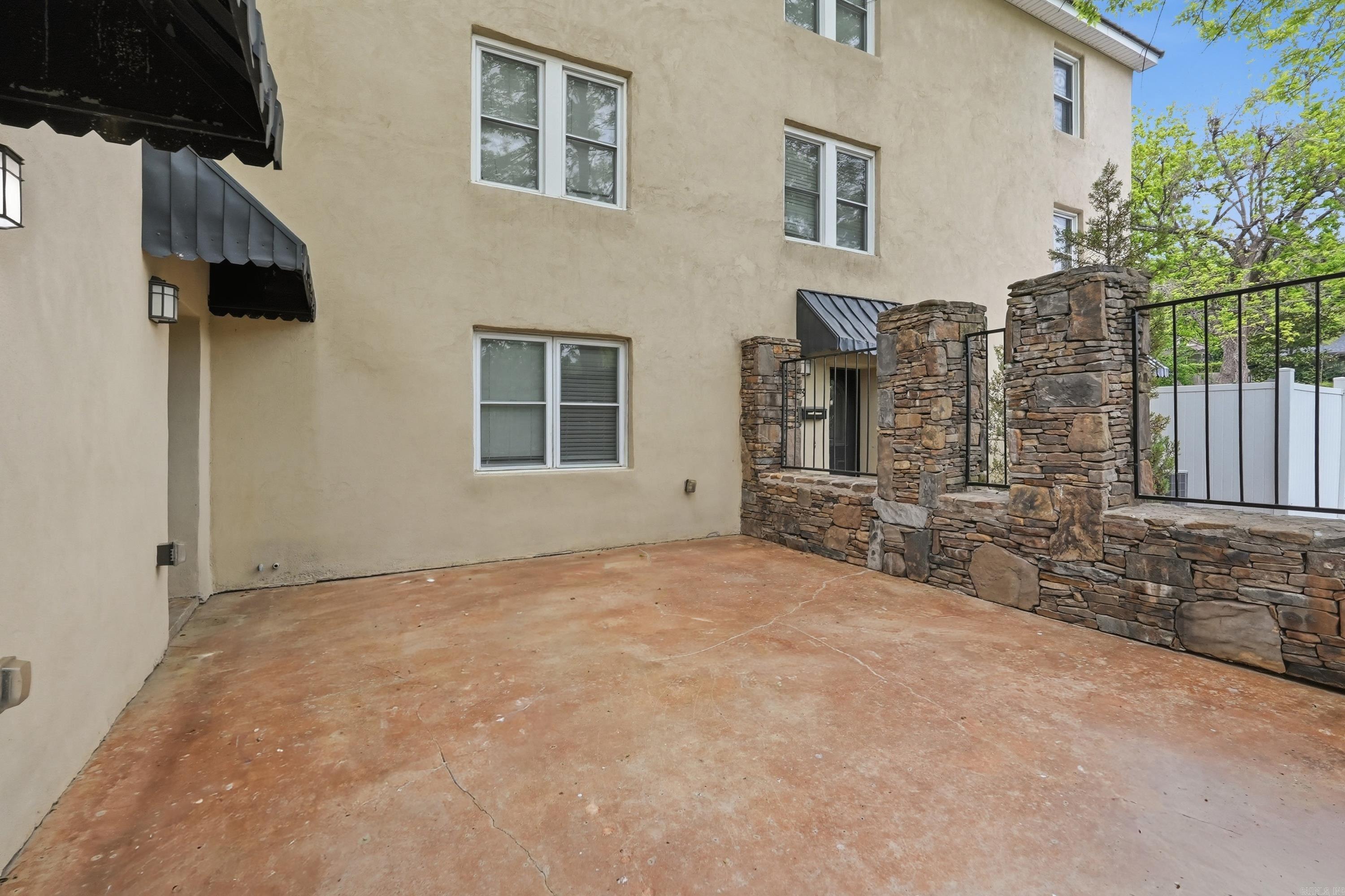 Spring Park - Residential Income