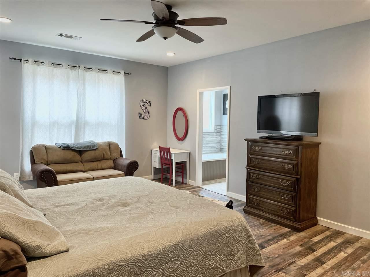 BEAVER LAKE ESTATES - Residential