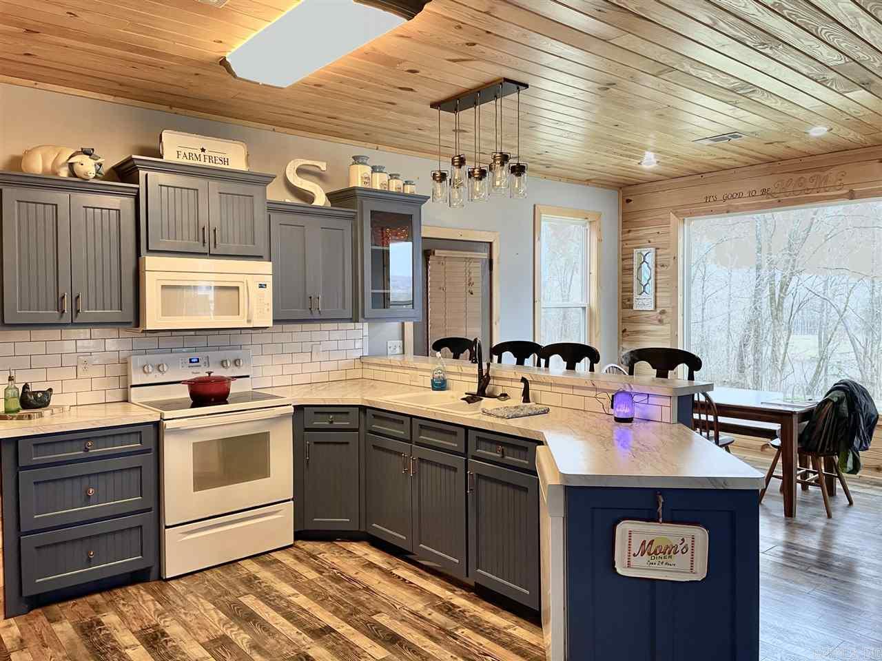 BEAVER LAKE ESTATES - Residential