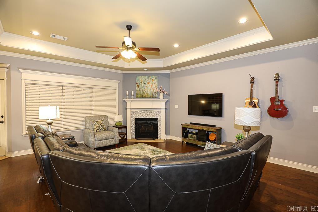 THE WOODLANDS - Residential