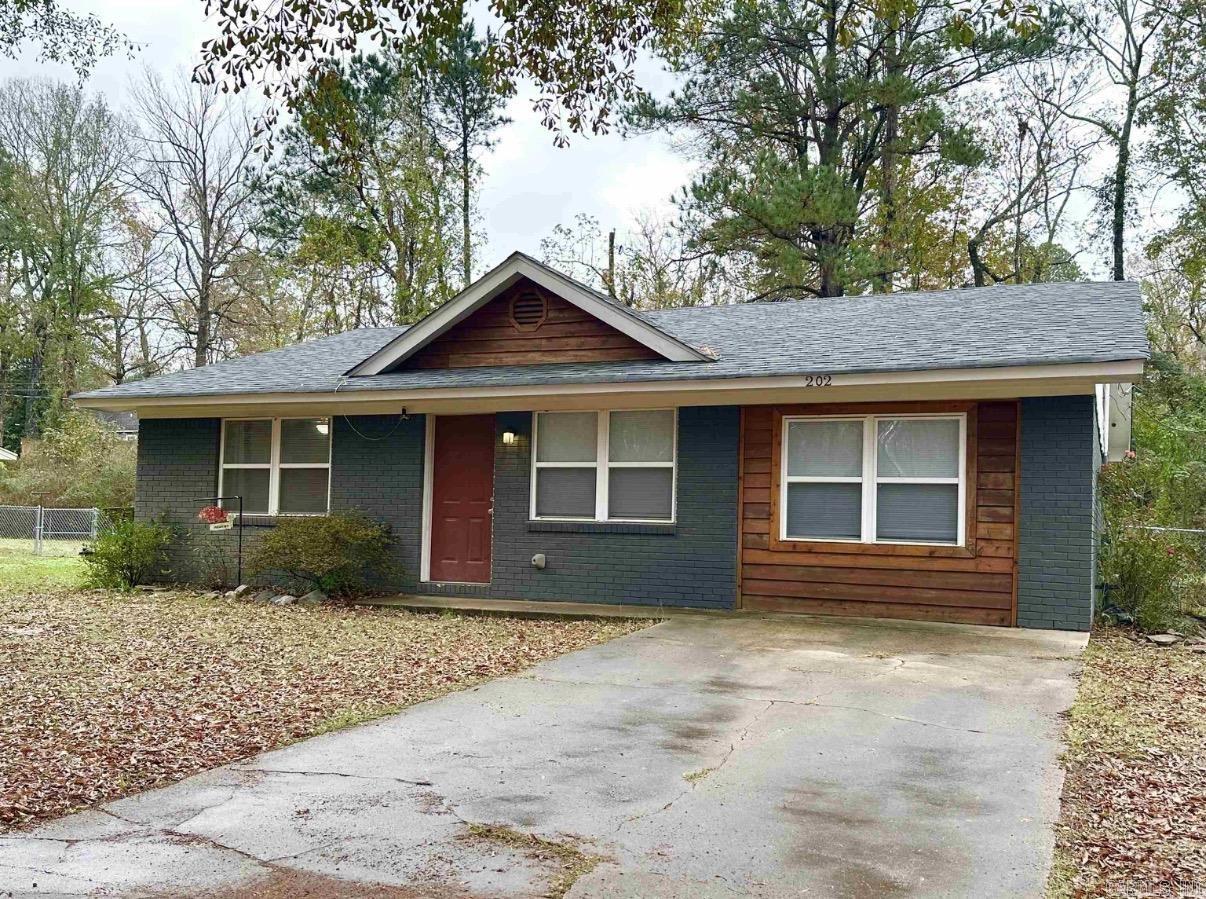 WELCOME HOME! This Adorable Home Is A Must See! 3 Full Bedrooms With A Large Bonus Room/Den/Sitting Room Or Could Be Used As A 4th Bedroom! Beautiful Granite Countertops, New Roof, New HVAC, All New Windows Brand New Water Heater, Luxury Vinyl Flooring, Fully Fenced In Back Yard With A 12x14 Storage Building. Very Quiet Neighborhood! Home Qualifies For Zero Money Down!