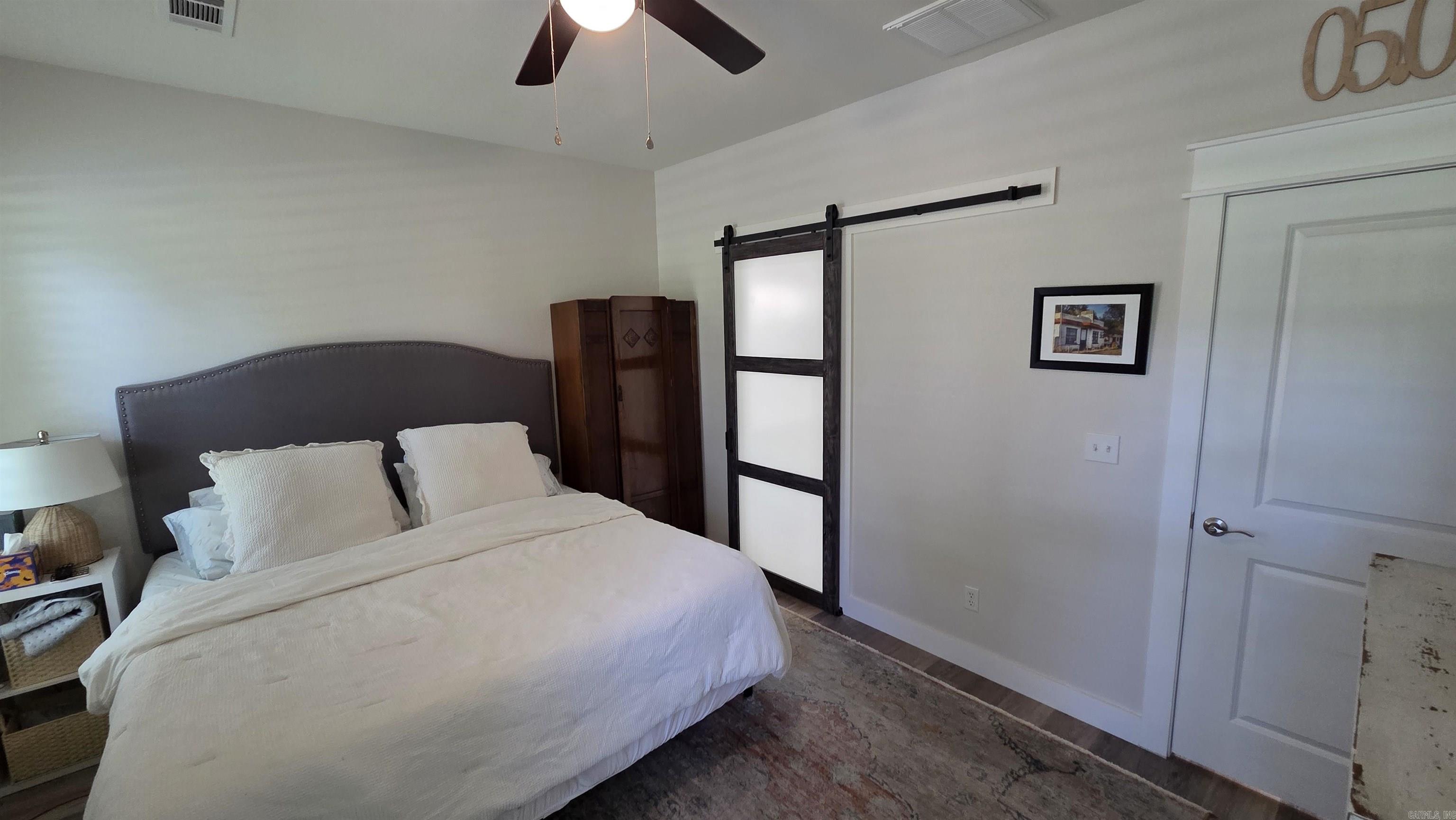 INDIAN HILLS - Residential