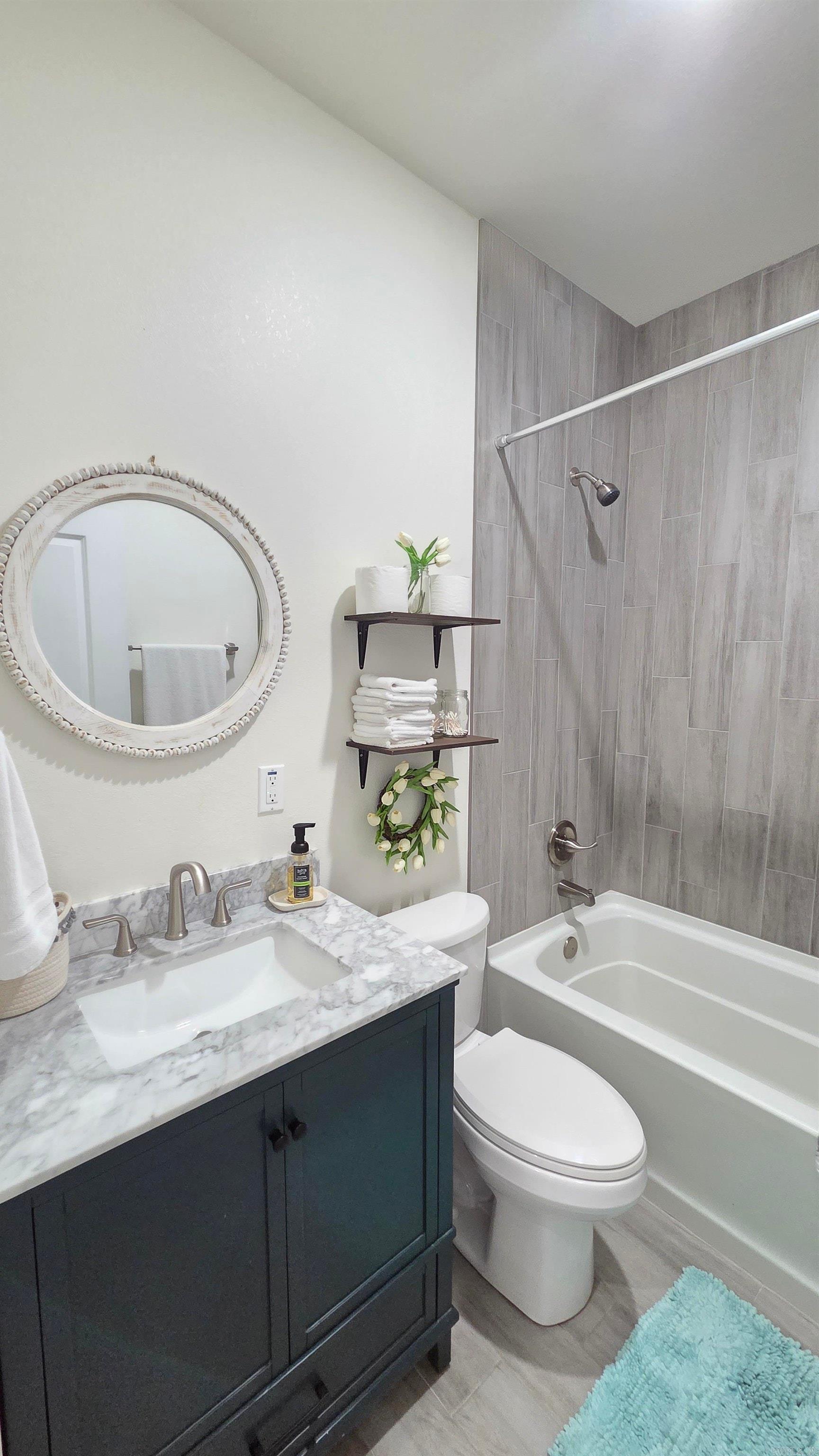 INDIAN HILLS - Residential