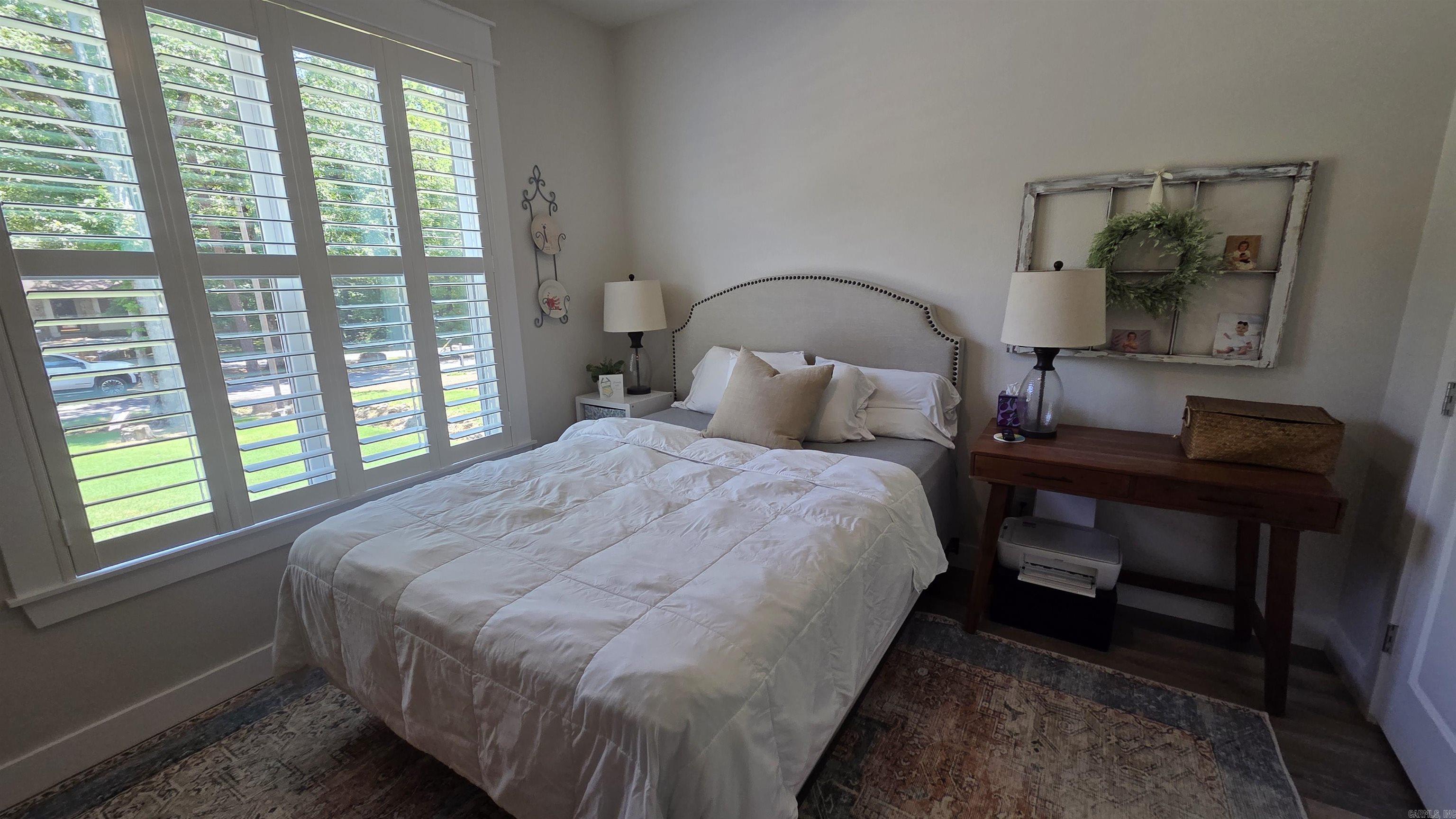INDIAN HILLS - Residential