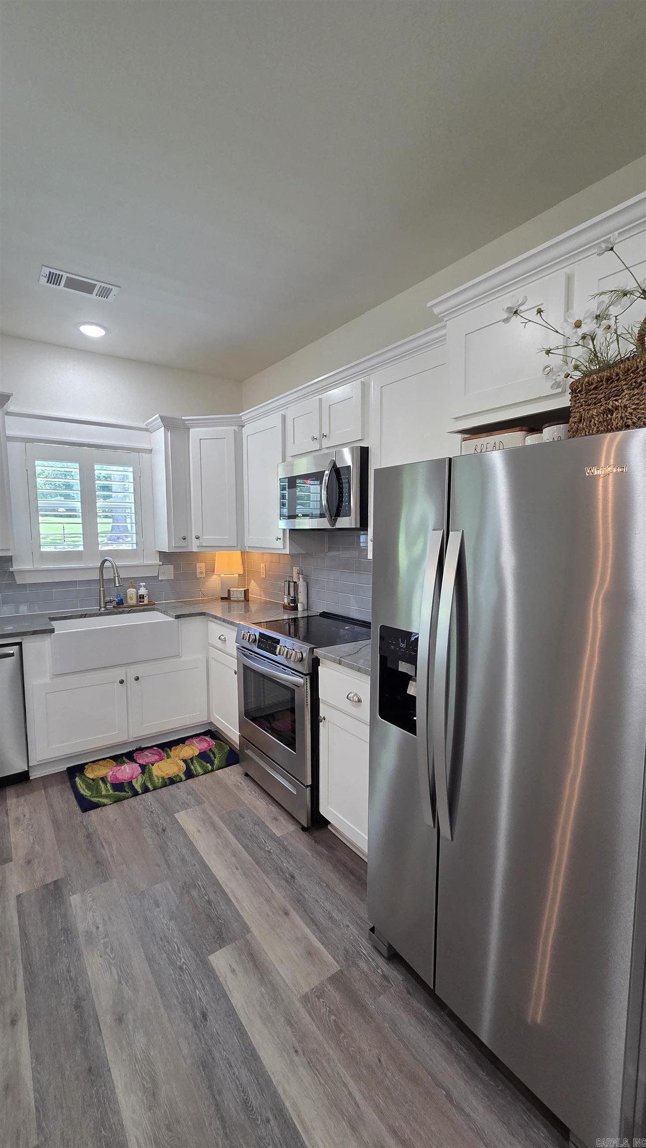 INDIAN HILLS - Residential