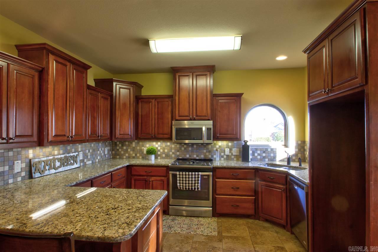 COUNTRY HILLS SUBD - Residential