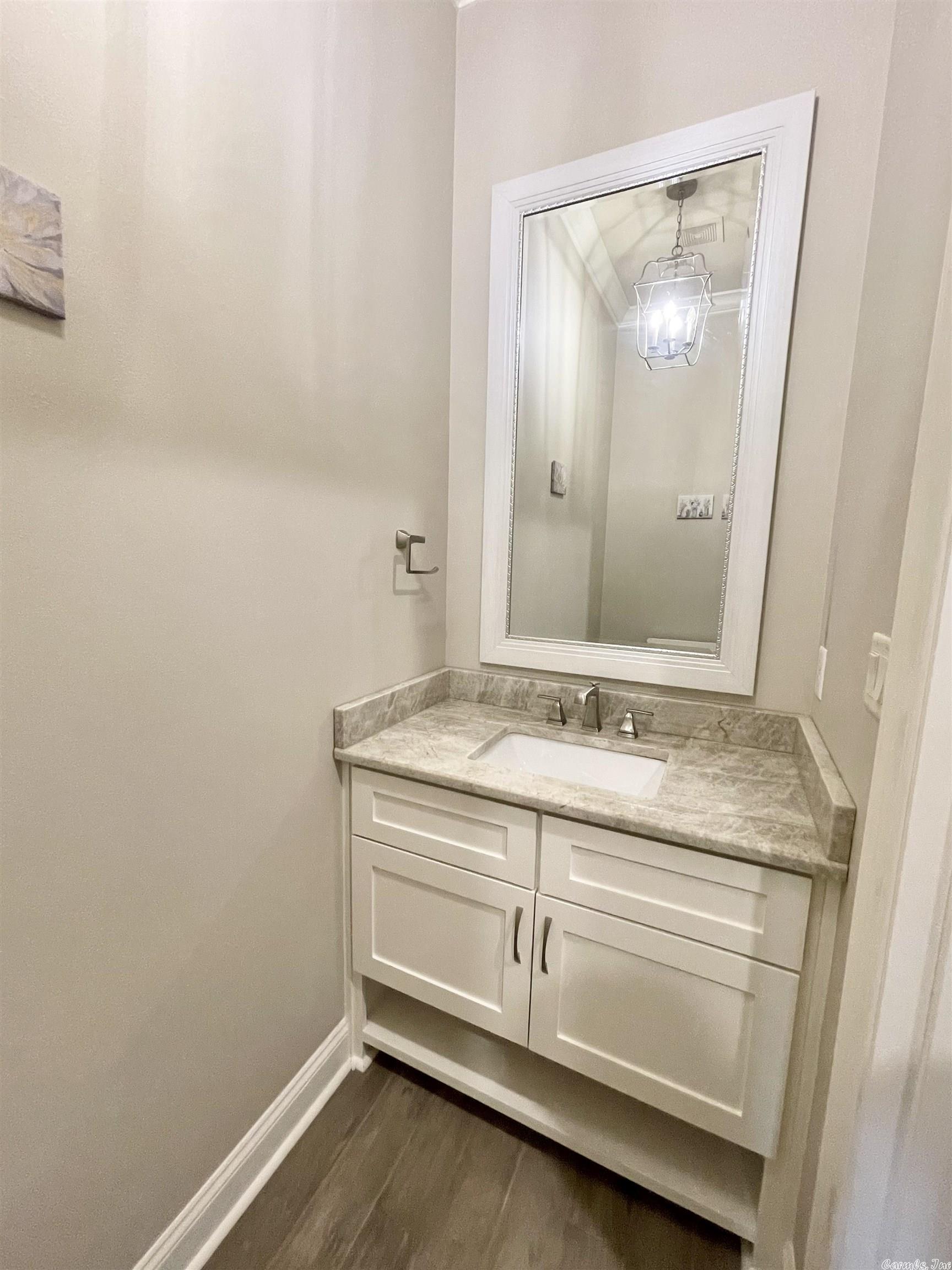 WOODLANDS EDGE - Residential