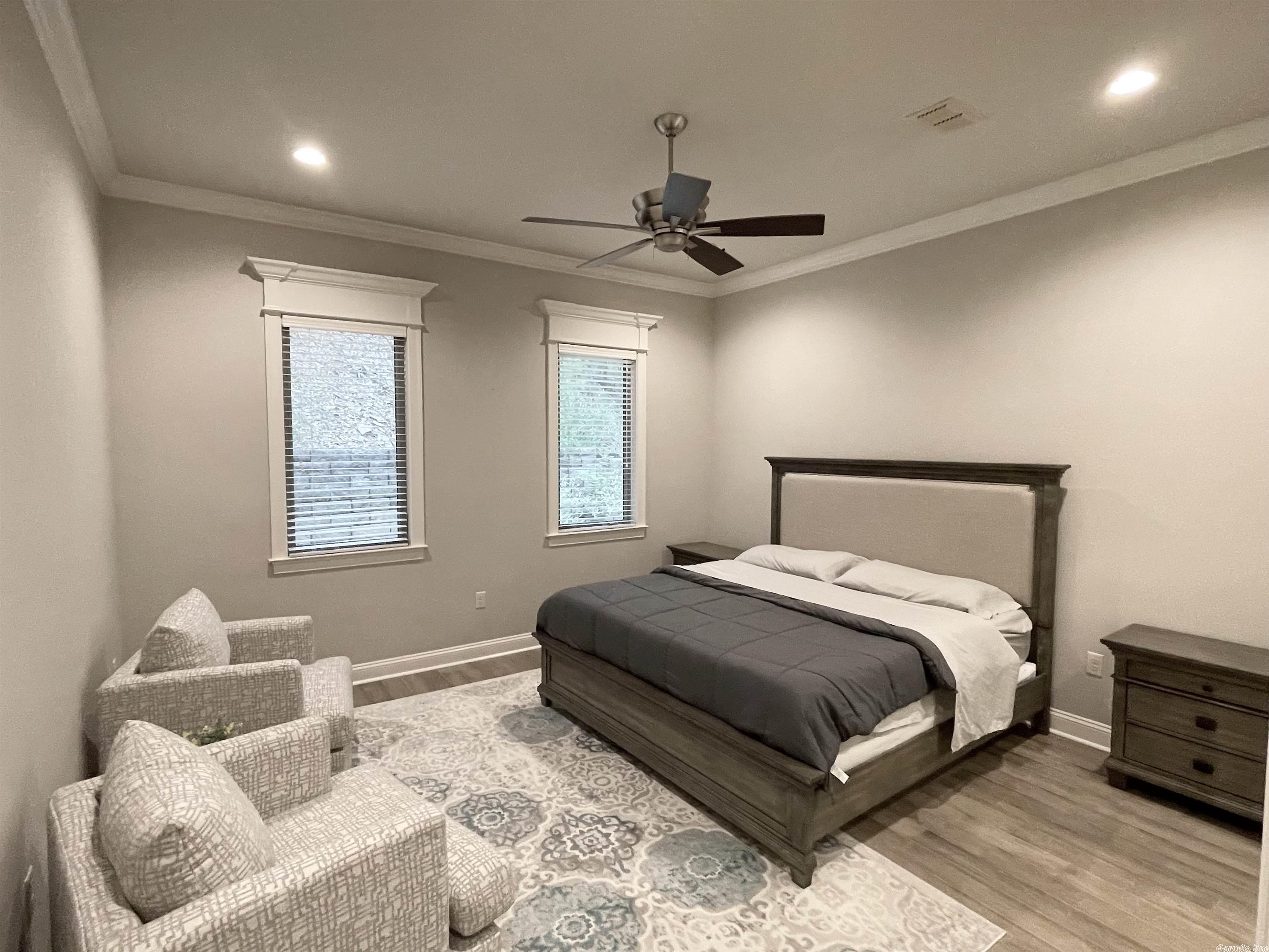 WOODLANDS EDGE - Residential