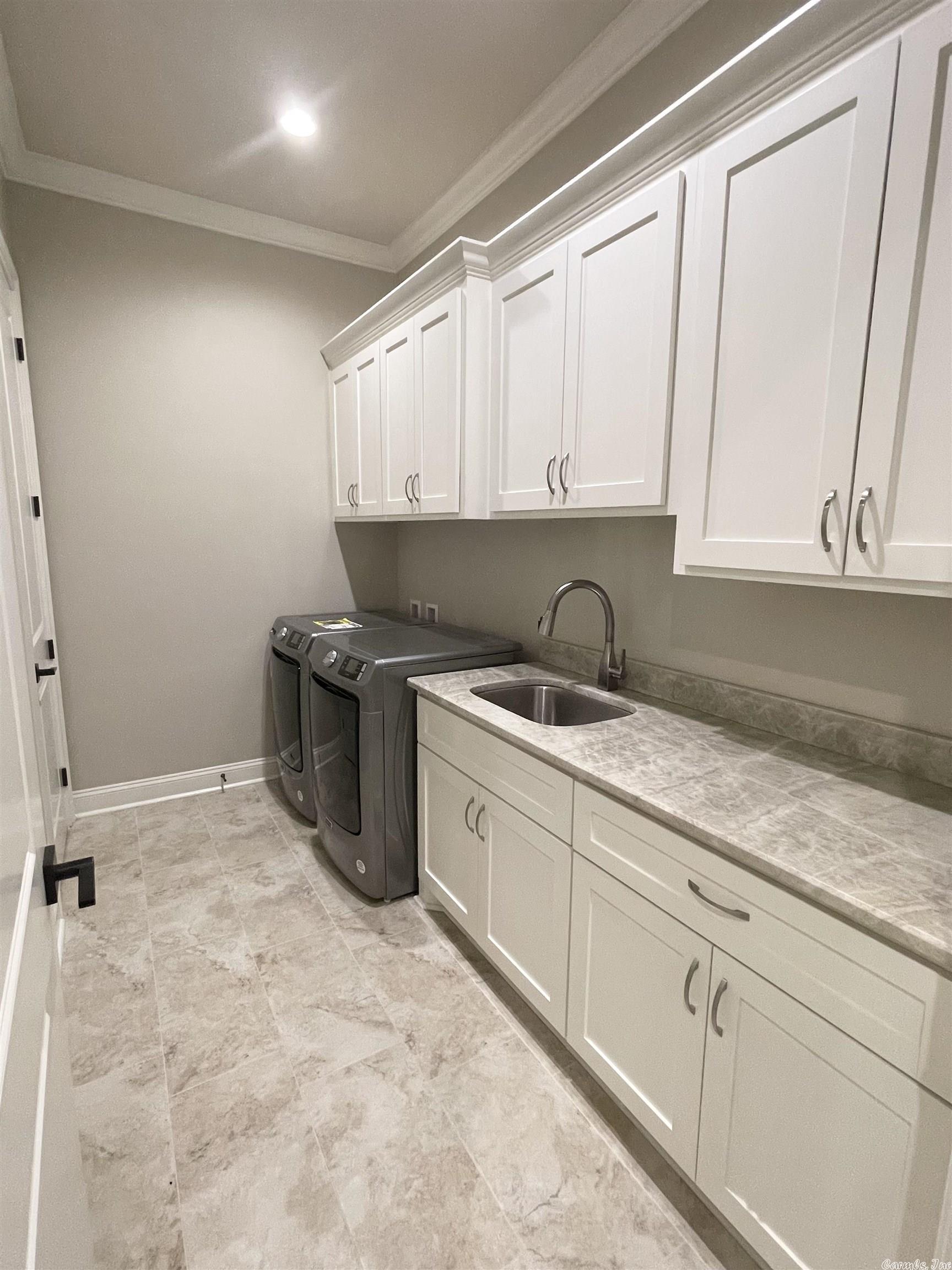 WOODLANDS EDGE - Residential