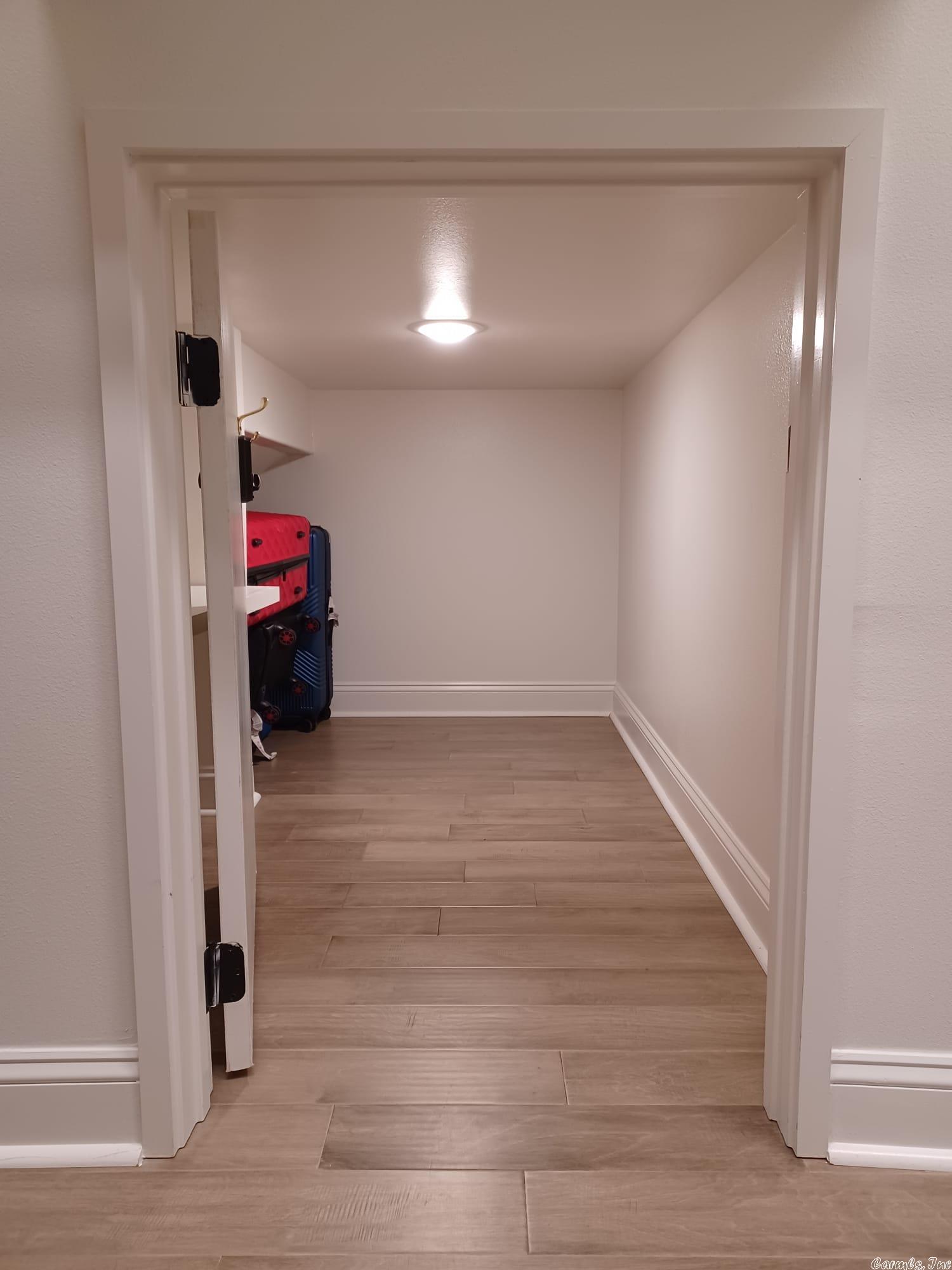 WOODLANDS EDGE - Residential