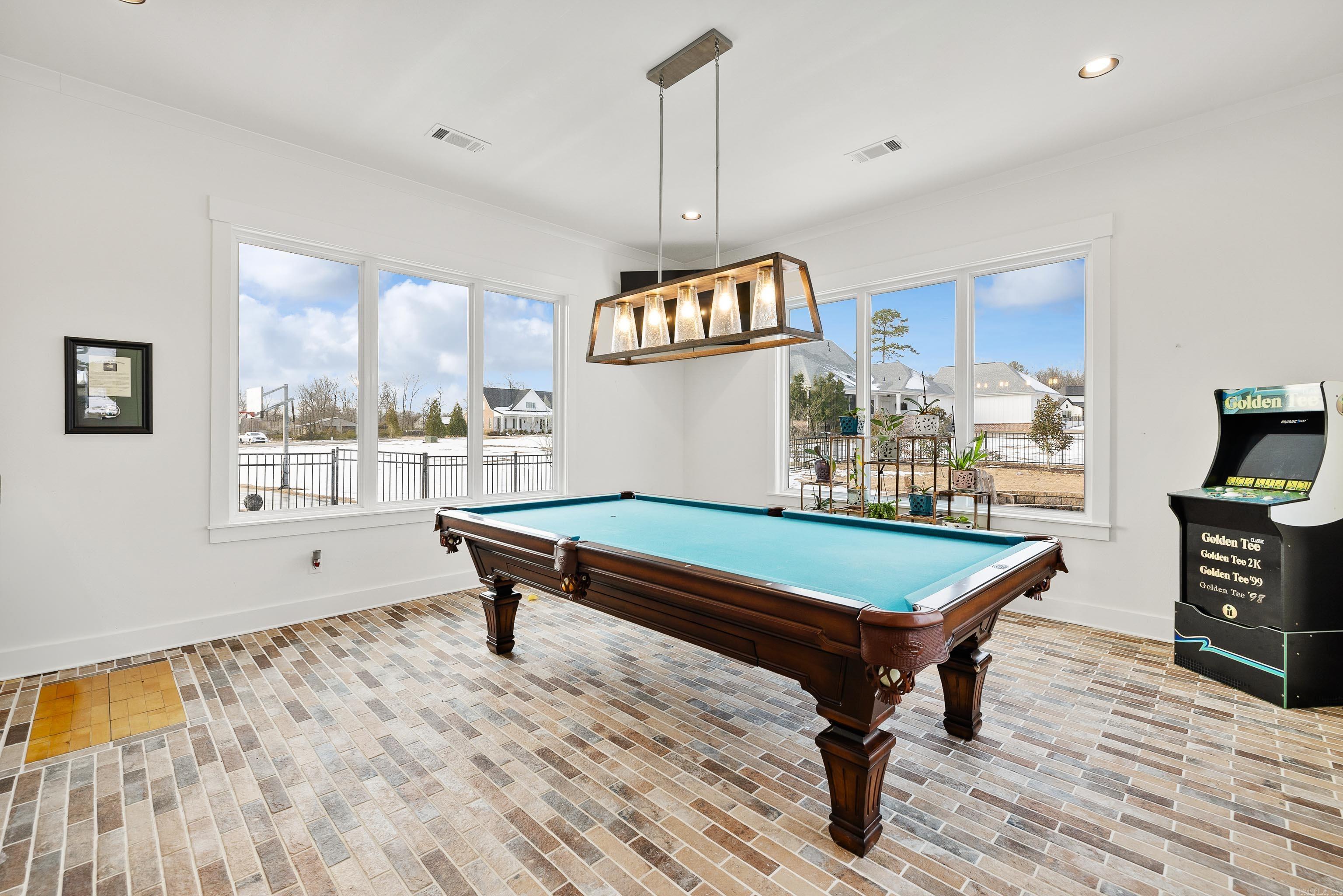 THE STABLES - Residential