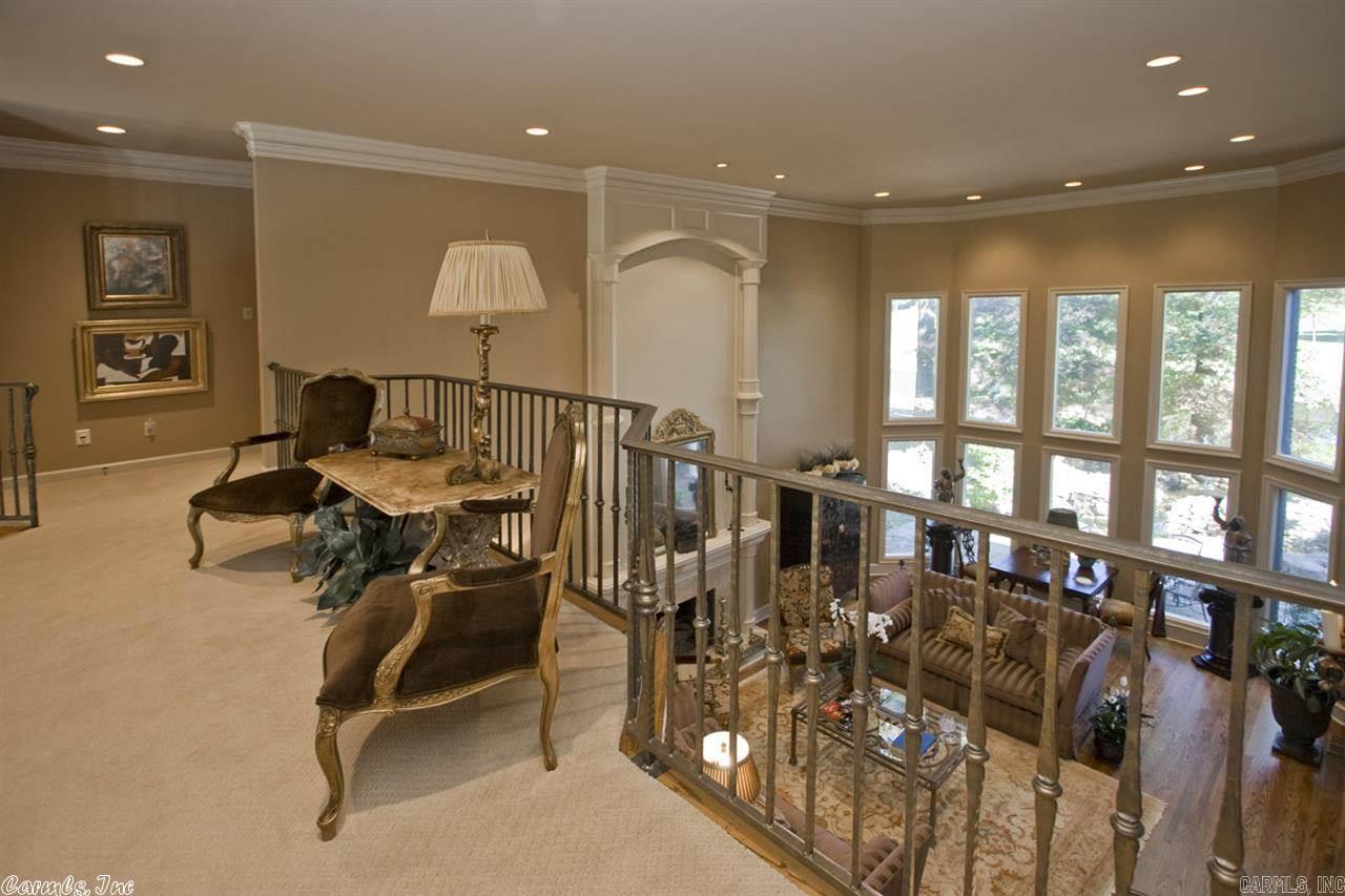 CHENAL VALLEY CHENAL CIRCLE - Residential