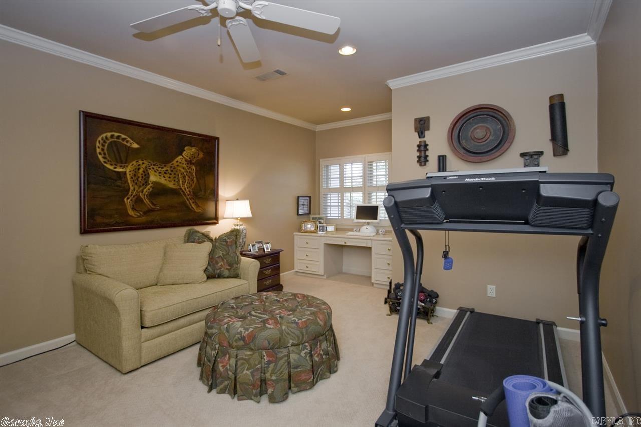 CHENAL VALLEY CHENAL CIRCLE - Residential