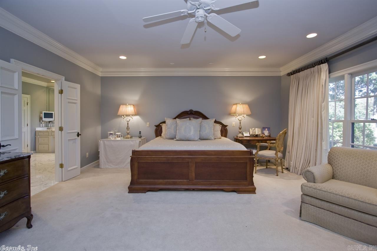 CHENAL VALLEY CHENAL CIRCLE - Residential