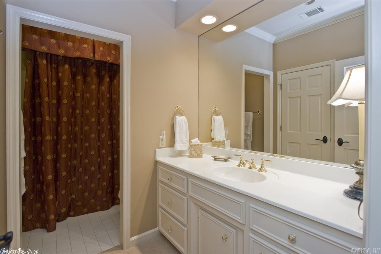 CHENAL VALLEY CHENAL CIRCLE - Residential