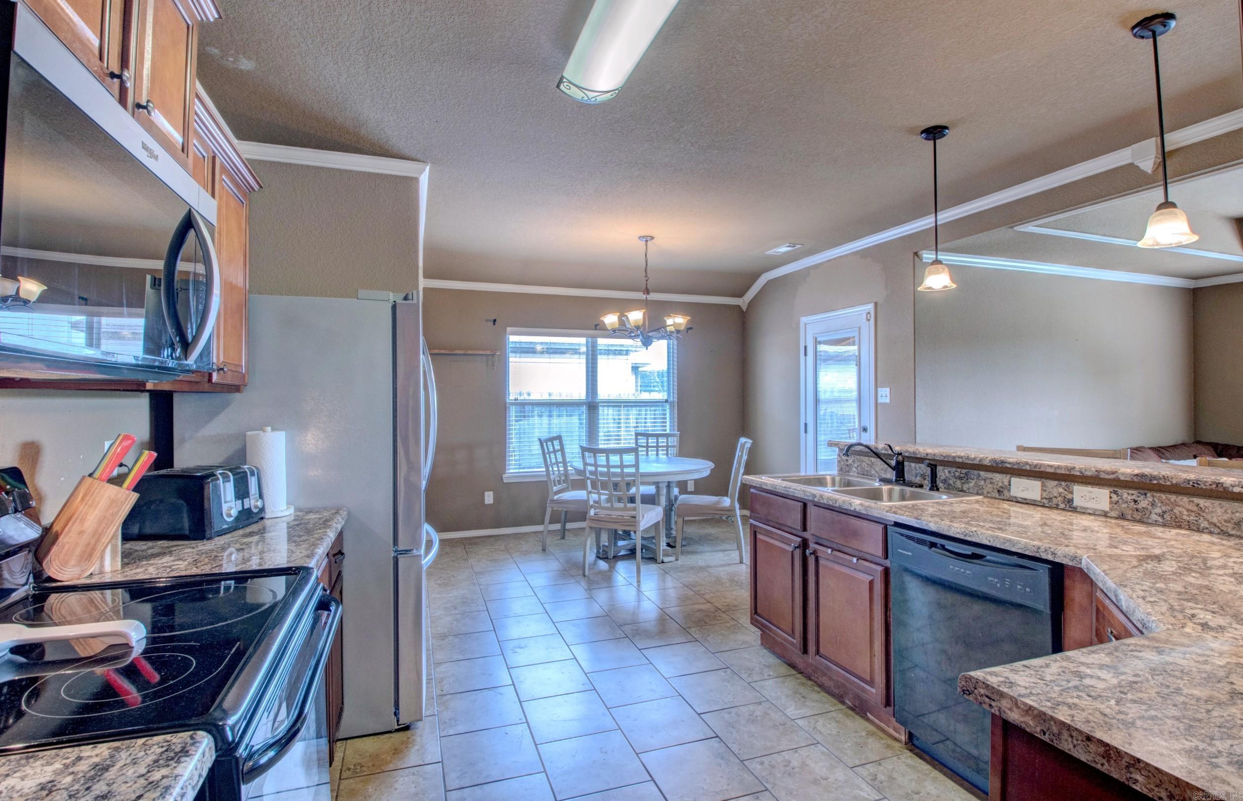 FAULKNER CROSSING - Residential