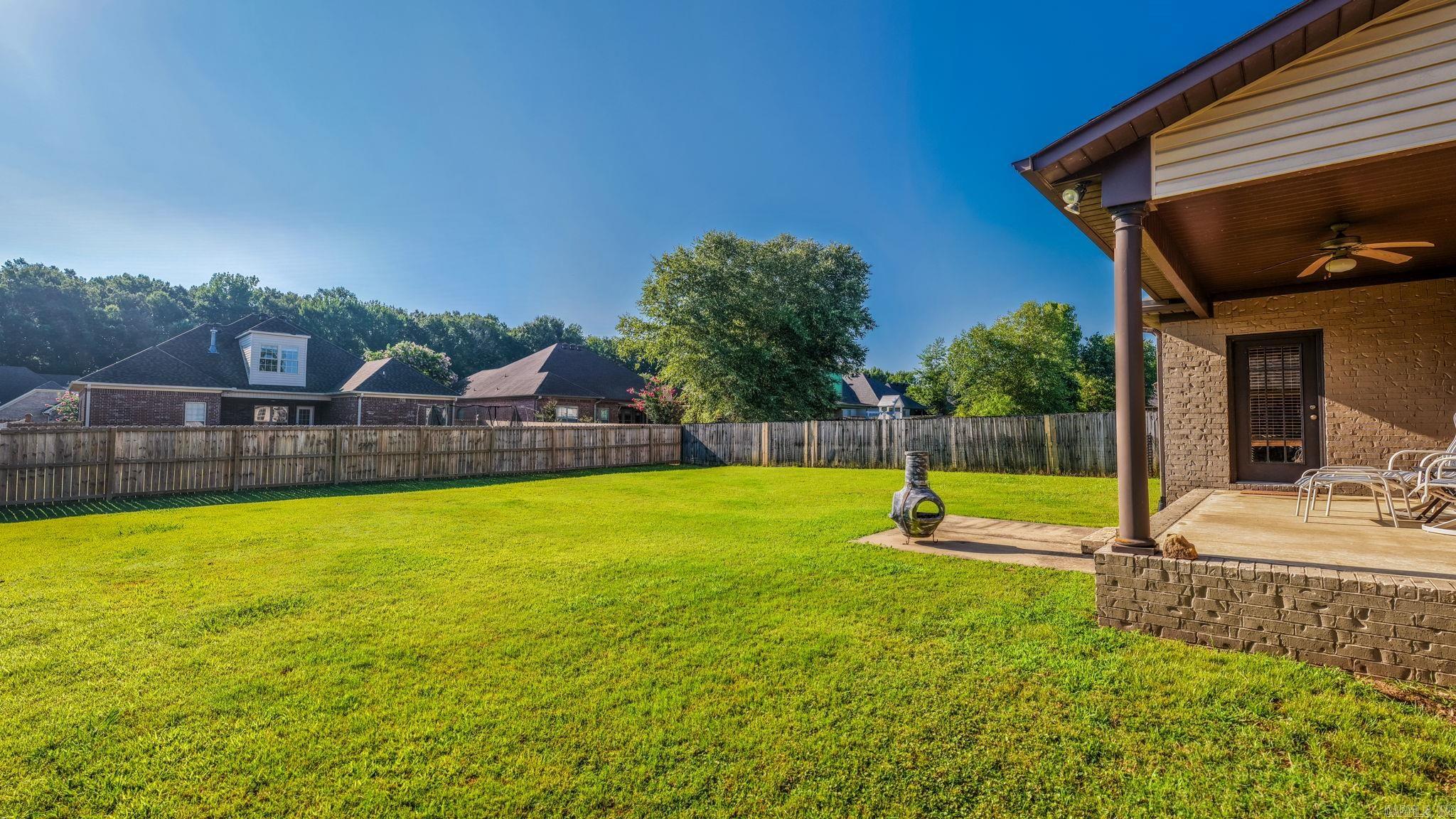 CHESTNUT MEADOWS - Residential