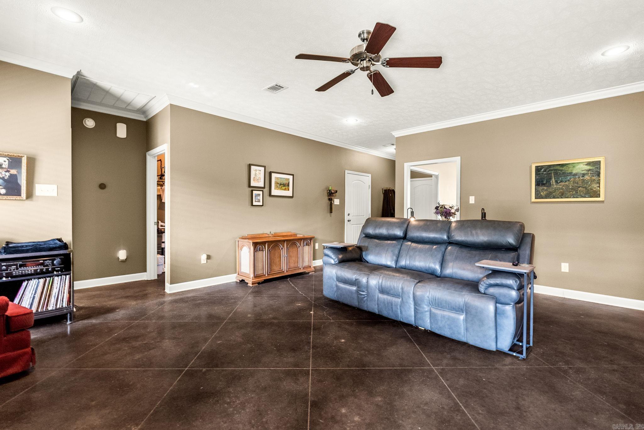 CHESTNUT MEADOWS - Residential