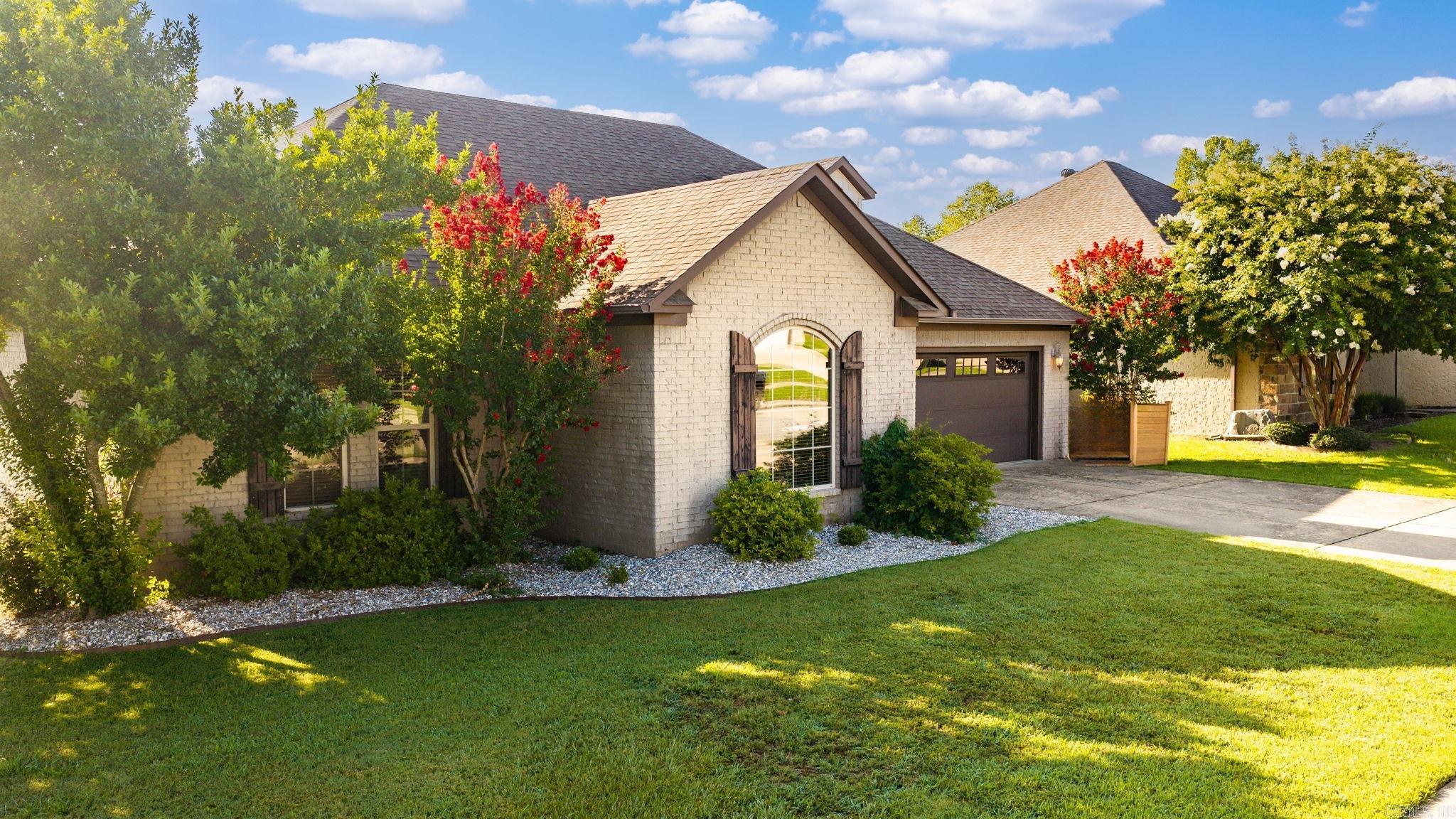 CHESTNUT MEADOWS - Residential