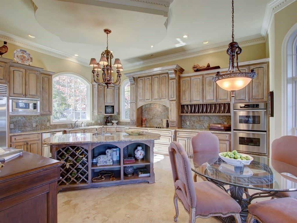 DRIFTWOOD POINT - Residential
