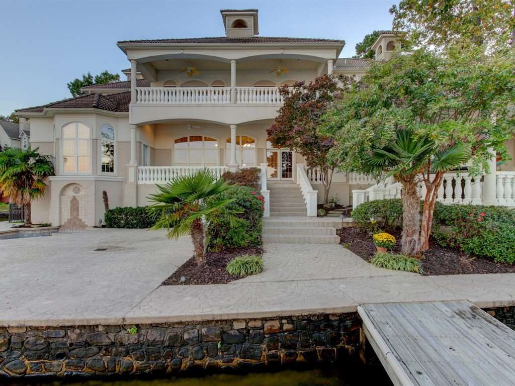 DRIFTWOOD POINT - Residential
