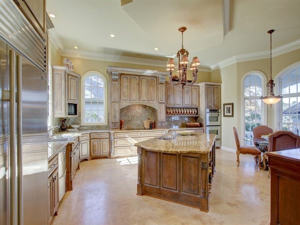 DRIFTWOOD POINT - Residential