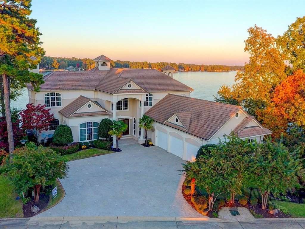 DRIFTWOOD POINT - Residential