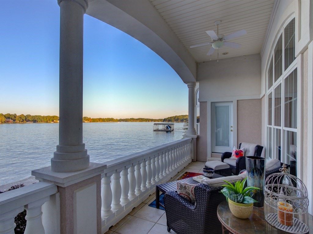 DRIFTWOOD POINT - Residential