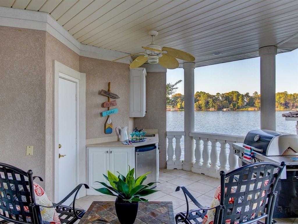 DRIFTWOOD POINT - Residential