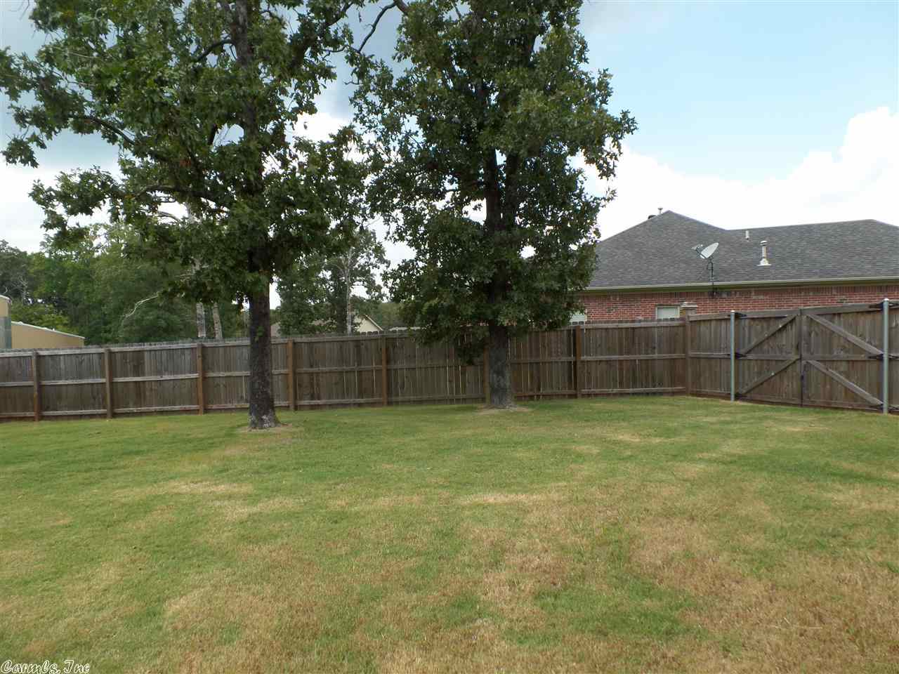 BASE MEADOWS ADDN - Residential