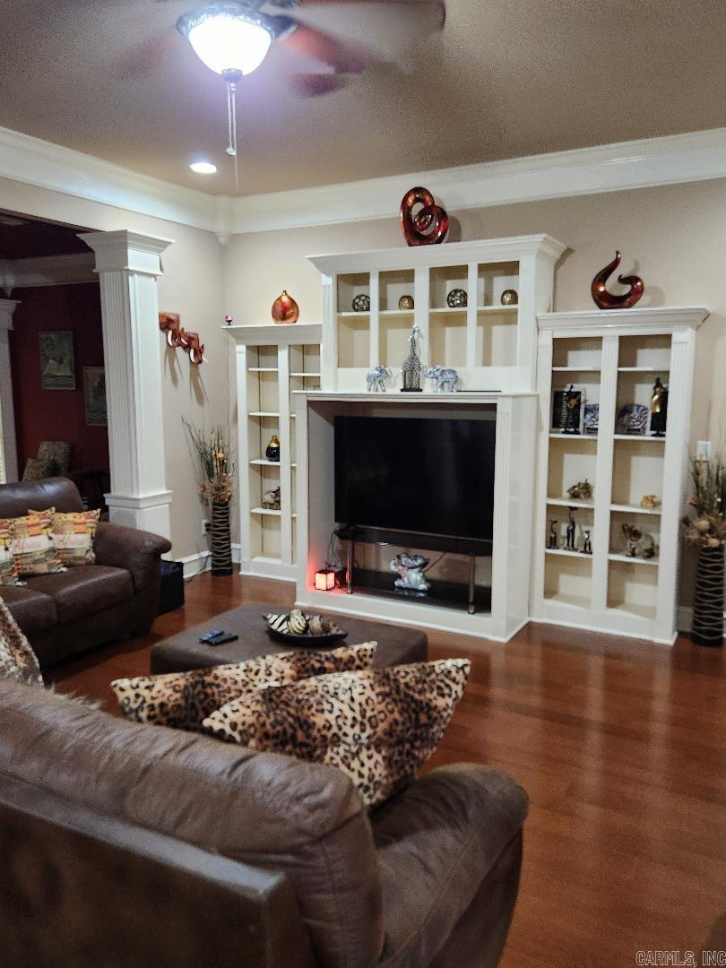 HURRICANE LAKE EST - Residential