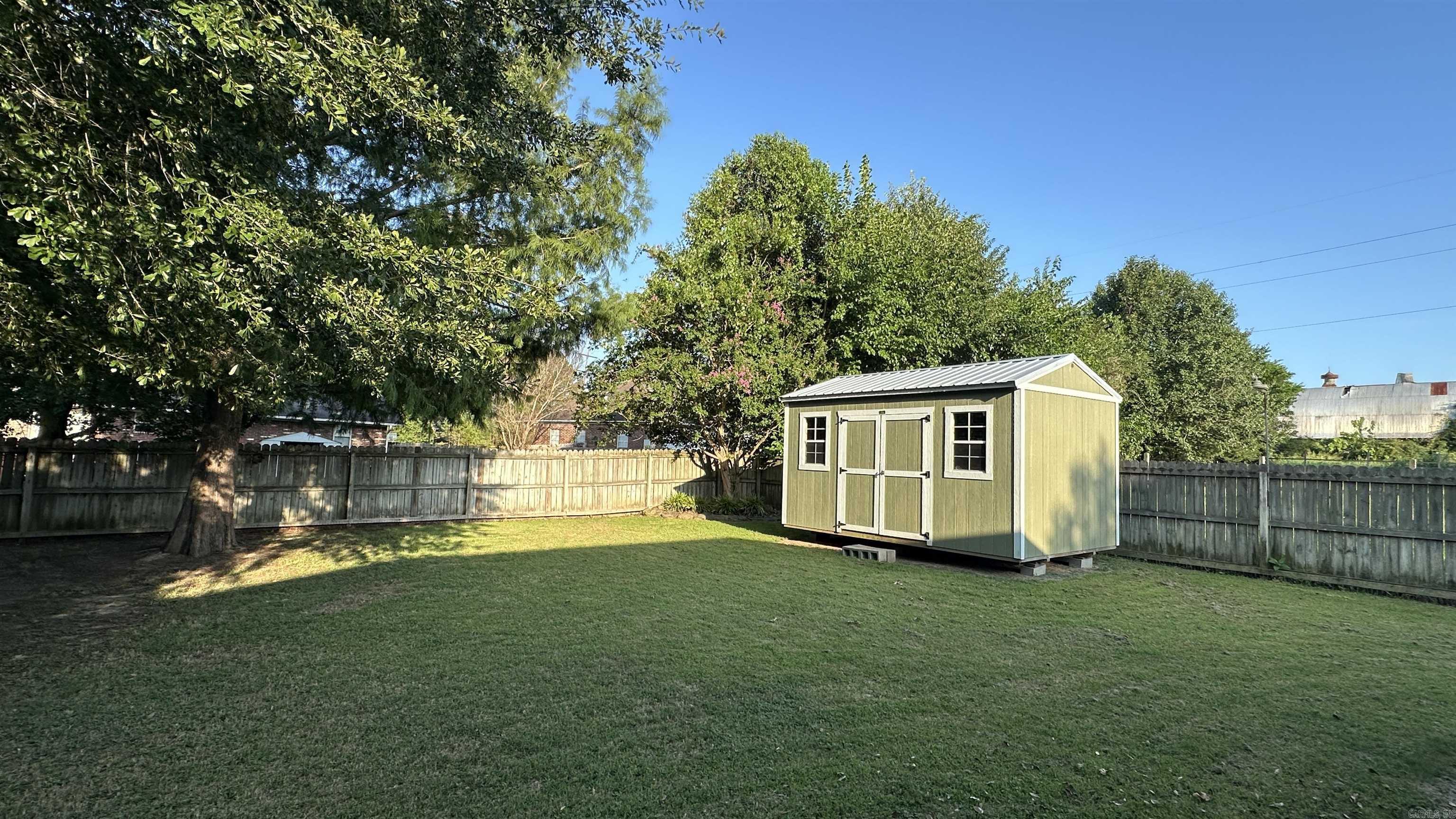 SPRING MEADOW - Residential