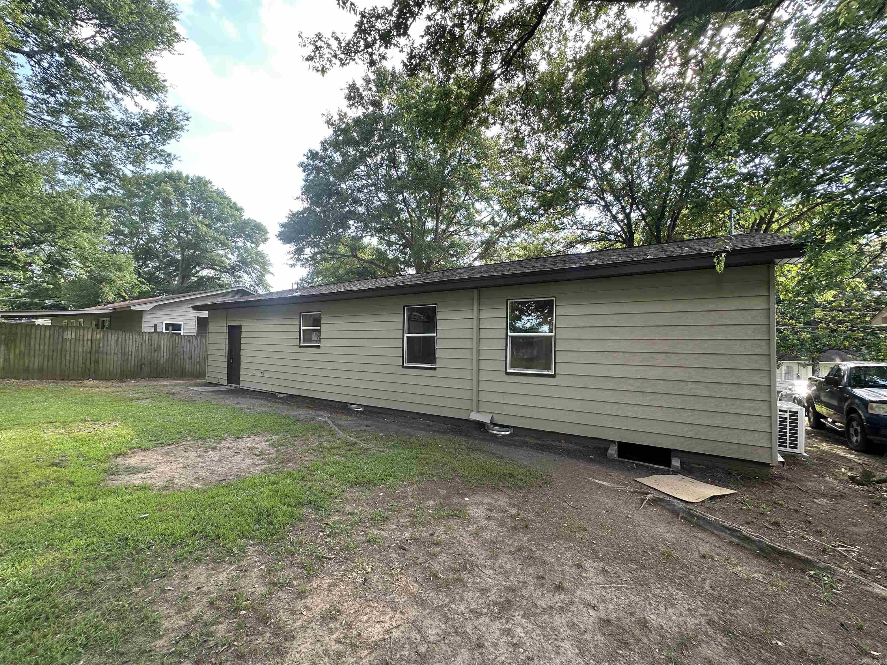 COSTON ACRES - Residential