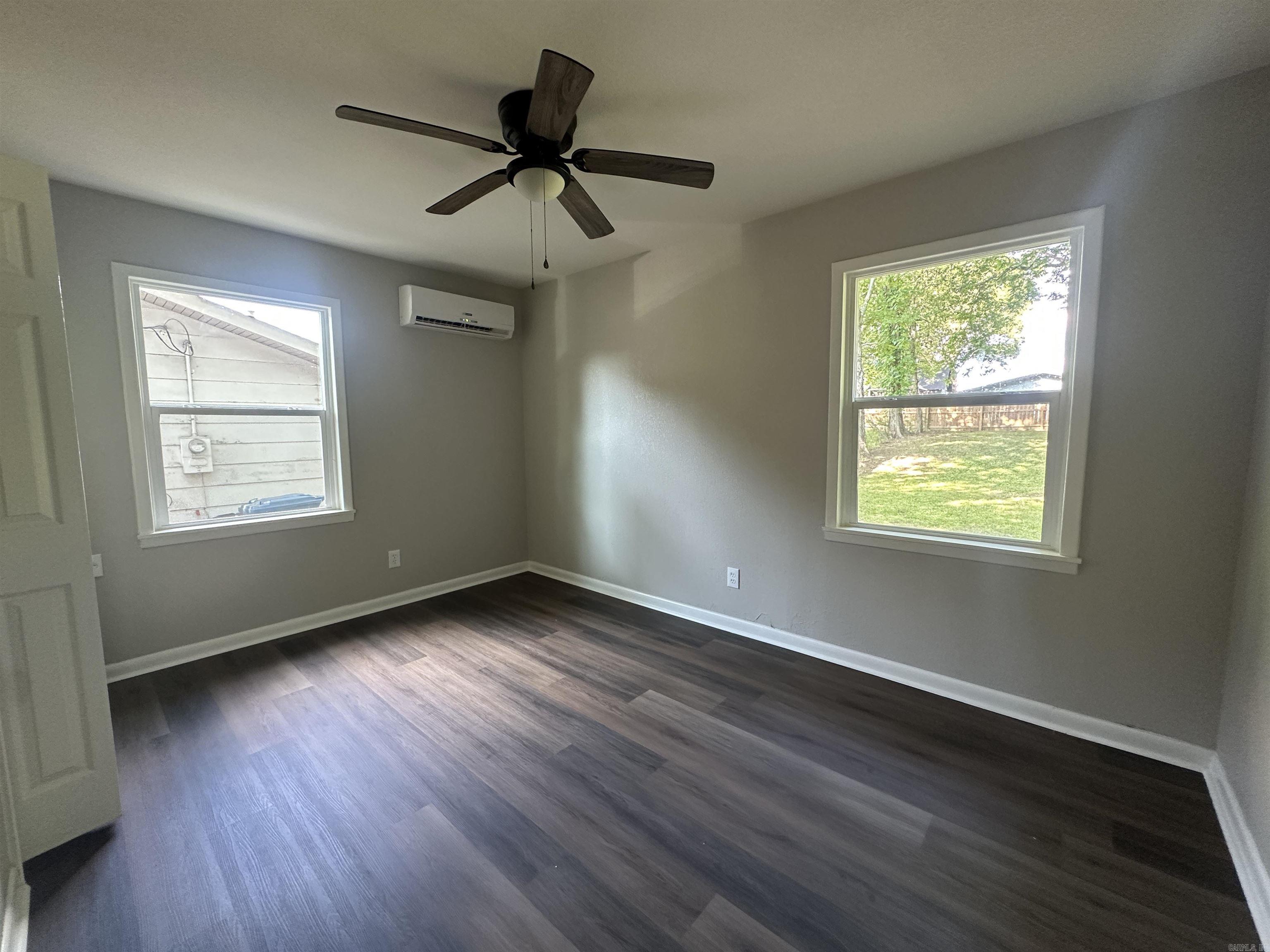 COSTON ACRES - Residential
