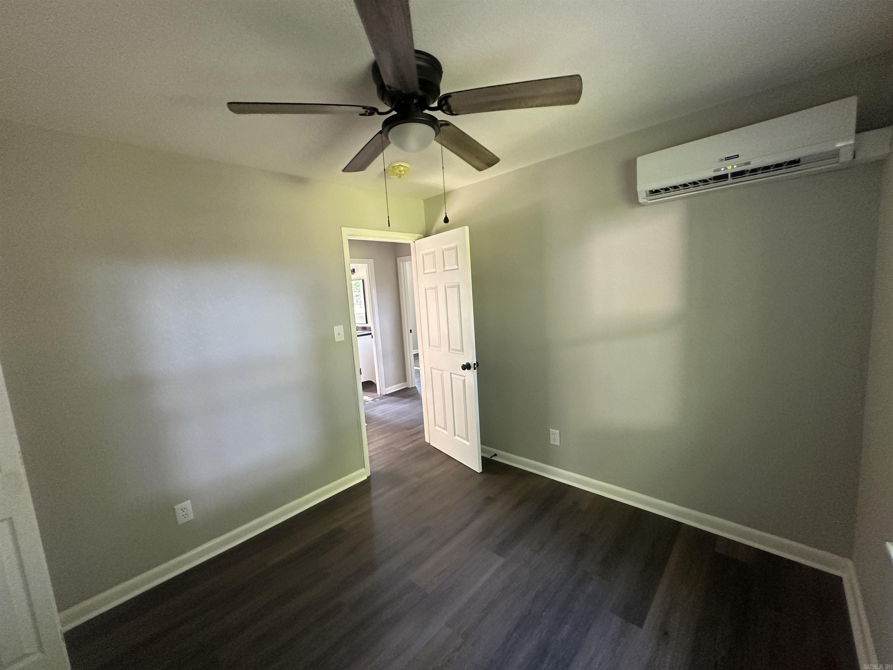 COSTON ACRES - Residential
