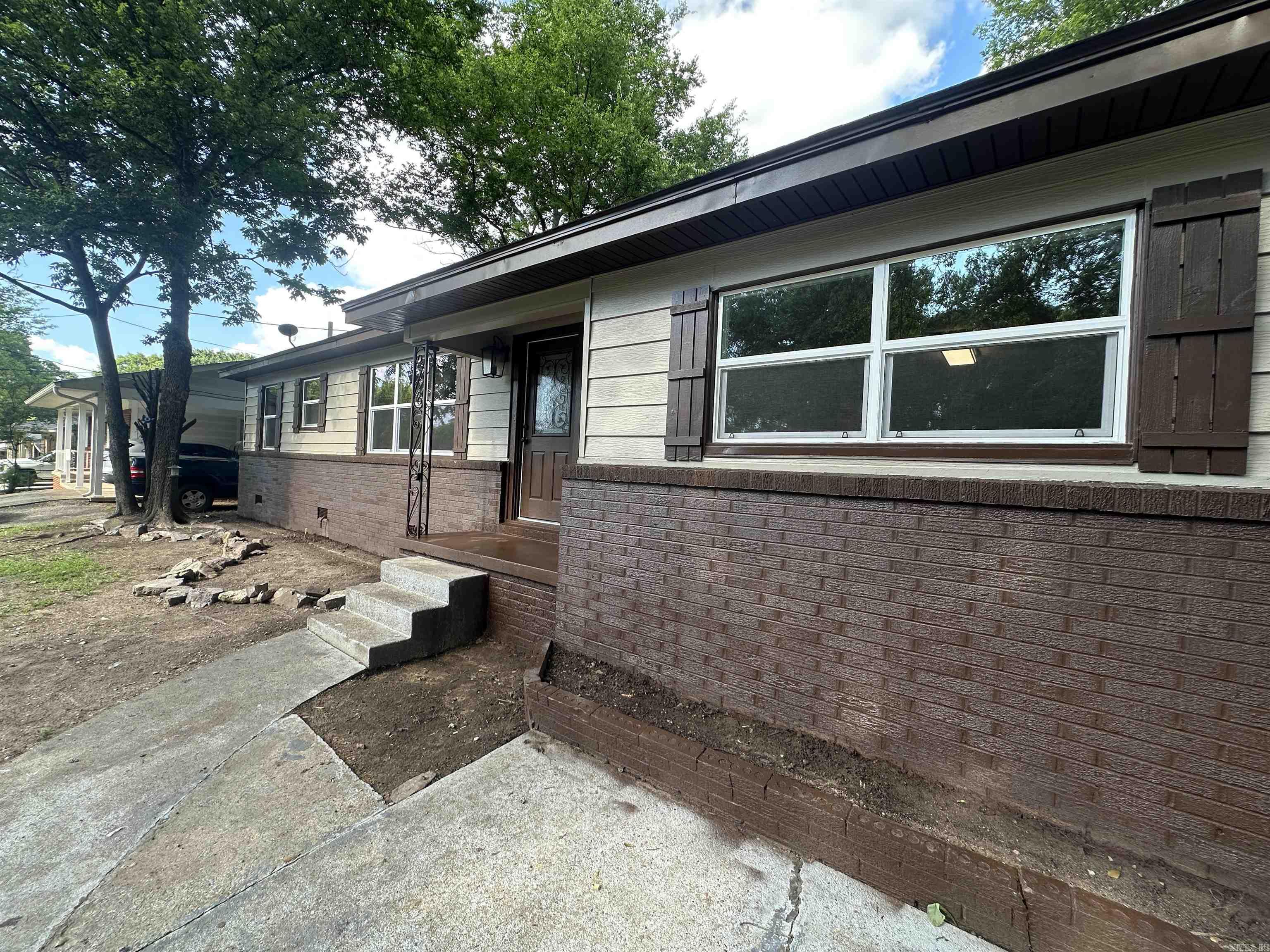 COSTON ACRES - Residential