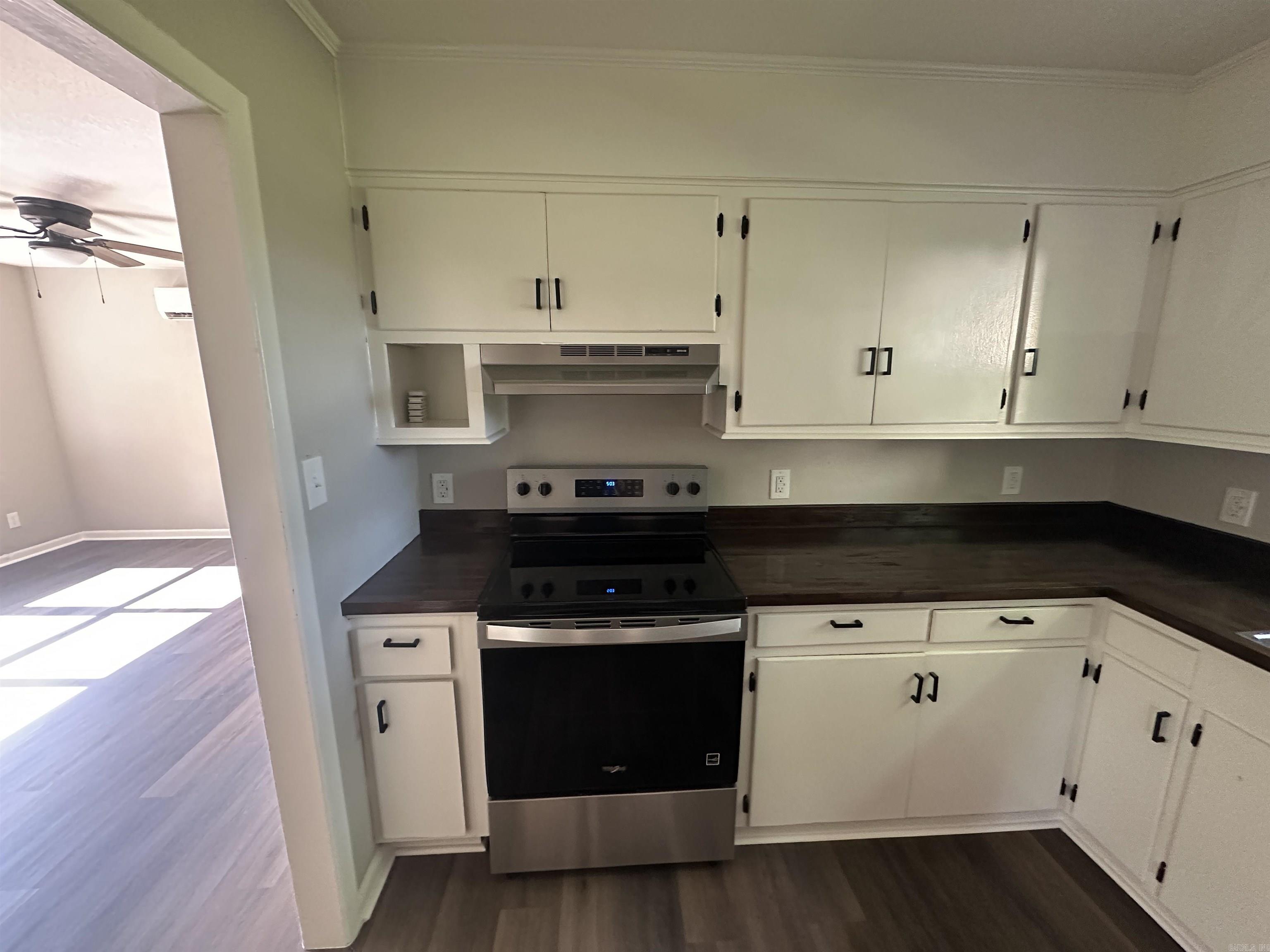 COSTON ACRES - Residential