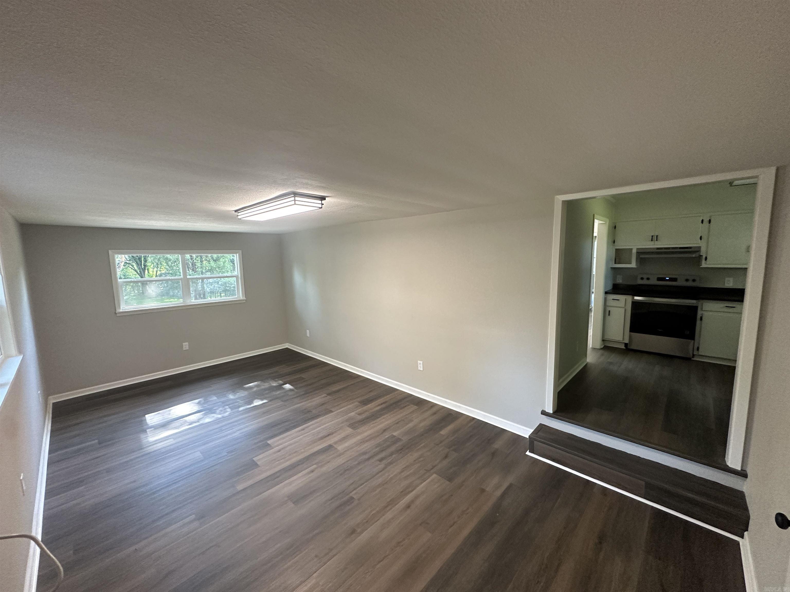 COSTON ACRES - Residential