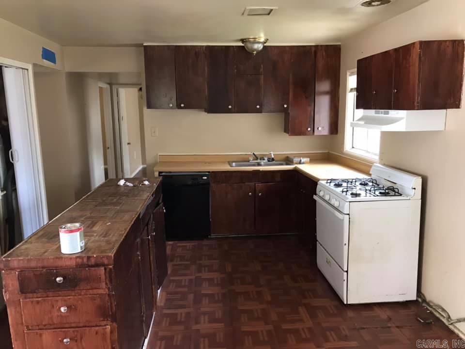 MEADOWCLIFF - Residential