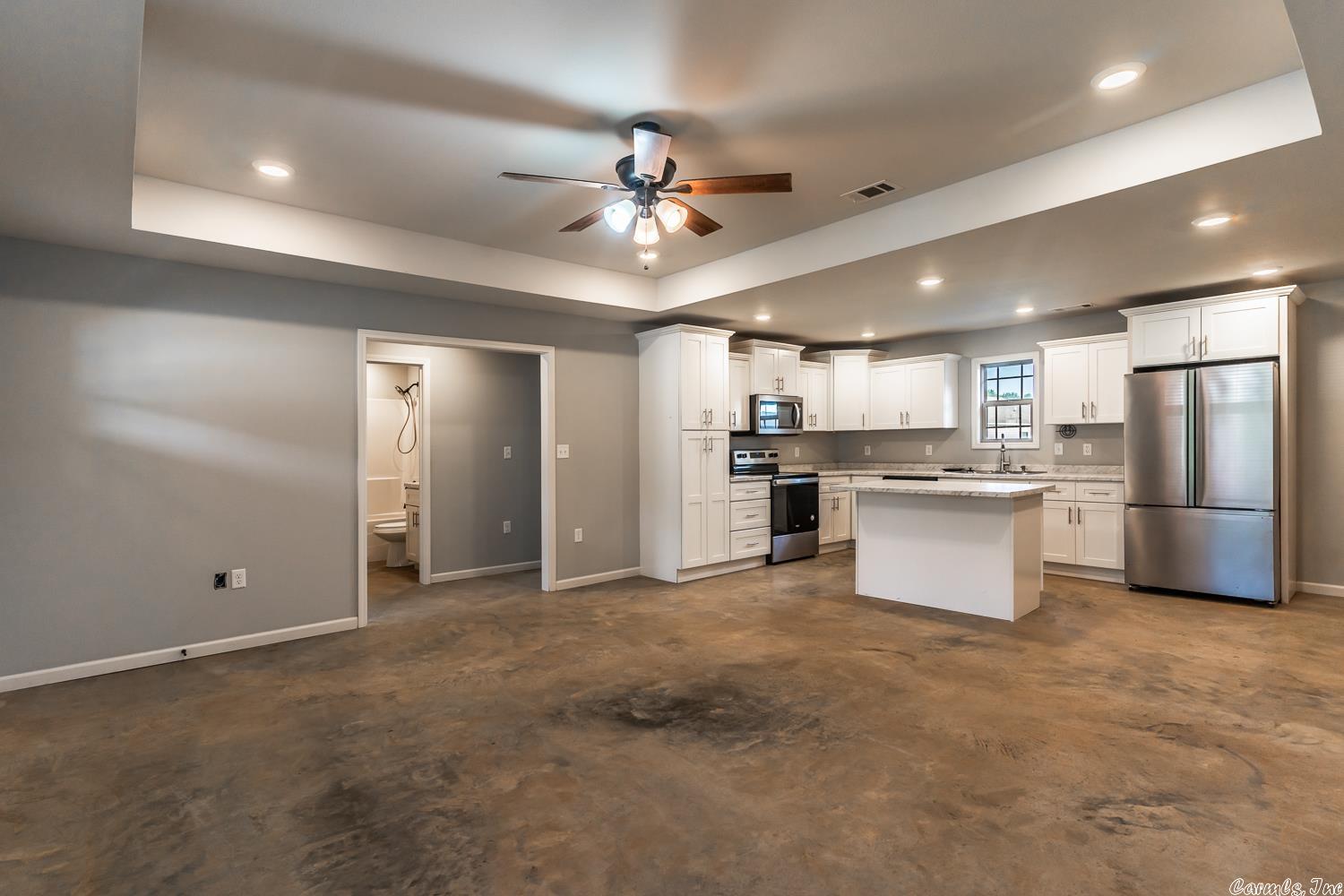 RIDGEFIELD ESTATES - Residential