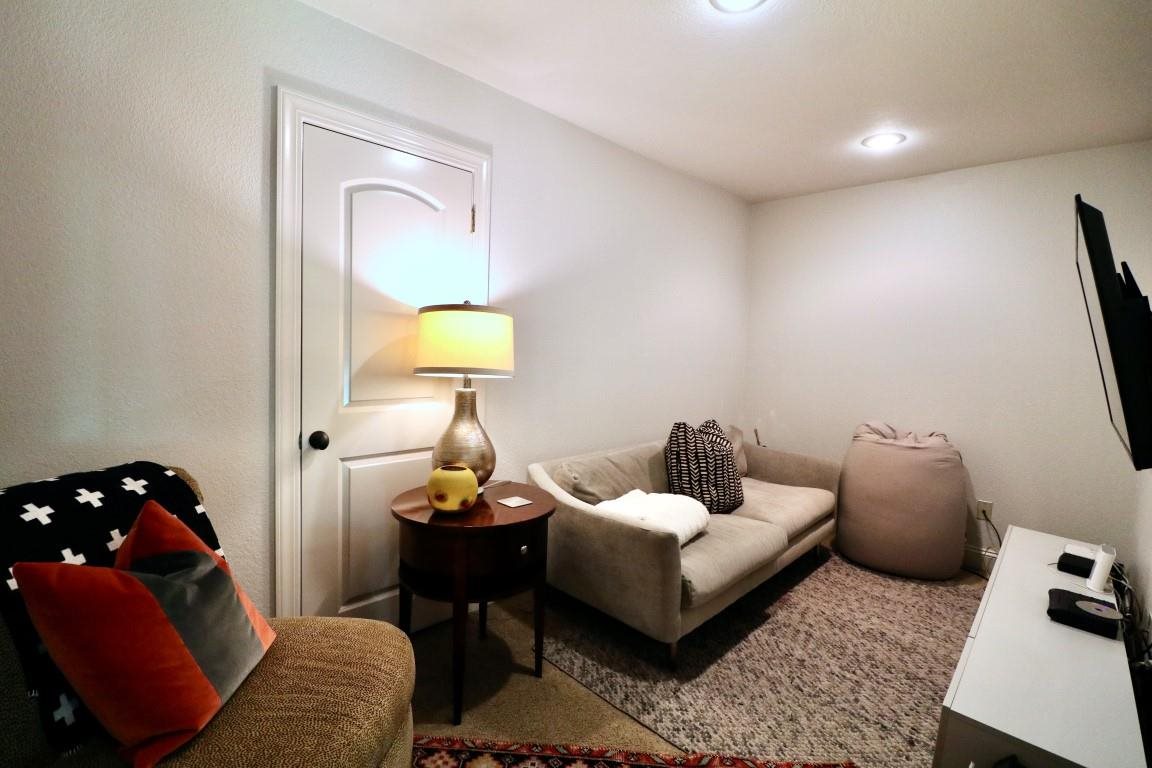 Layman Crest - Residential