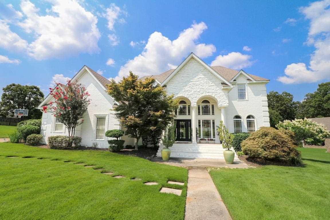 Layman Crest - Residential