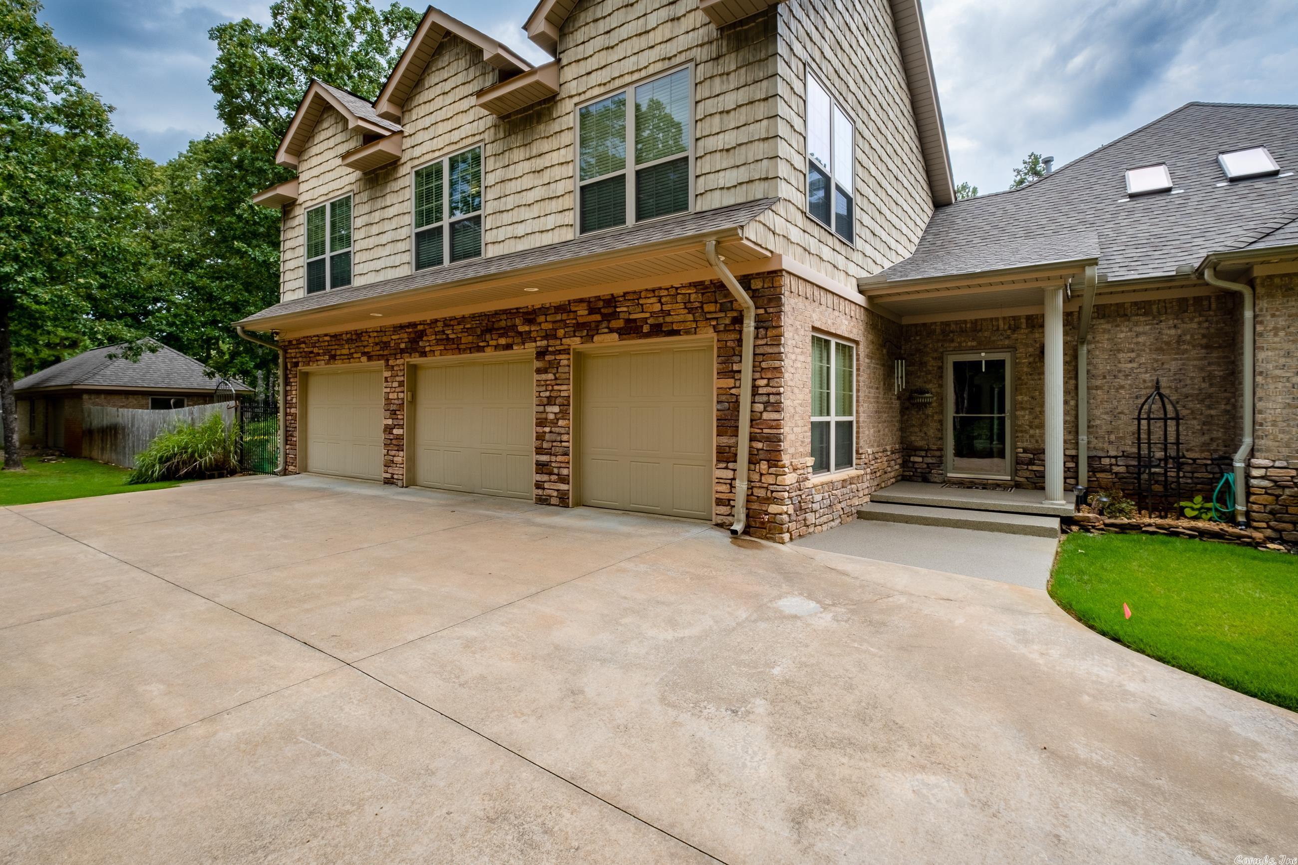 FERNCREST ESTATES - Residential